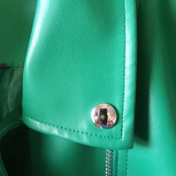 Faux Leather Cropped Moto Jacket Green Size L NWOT - Picture 8 of 16
